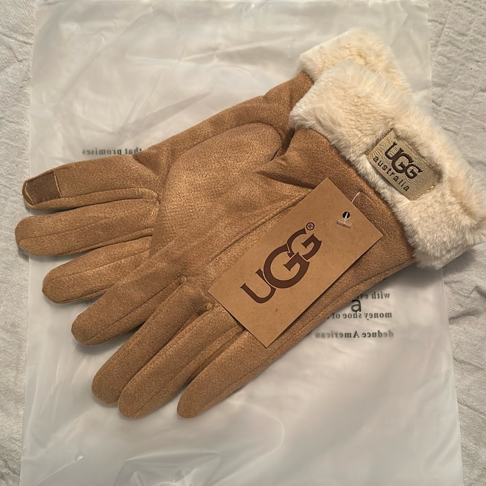 UGG gloves